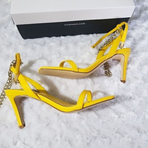Nine West 7M yellow Tallo Ankle Strap Sandals with metallic chain decoration - Picture 6 of 6